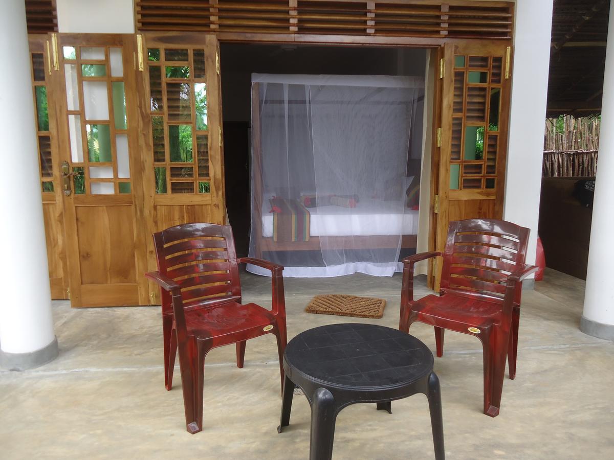 Hiriketiya White House Bed & Breakfast Dikwella Bagian luar foto