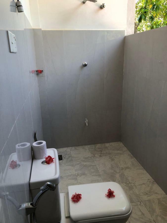 Hiriketiya White House Bed & Breakfast Dikwella Bagian luar foto