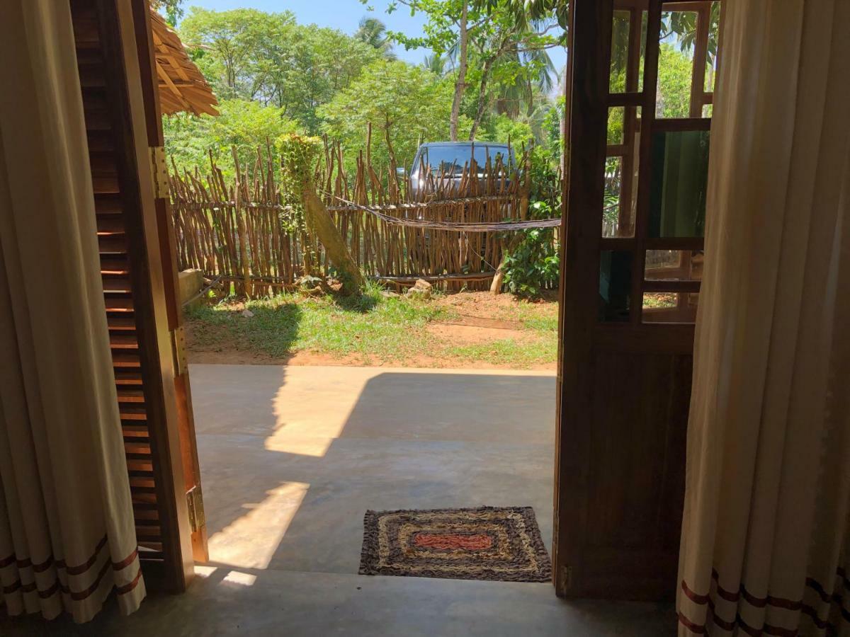 Hiriketiya White House Bed & Breakfast Dikwella Bagian luar foto